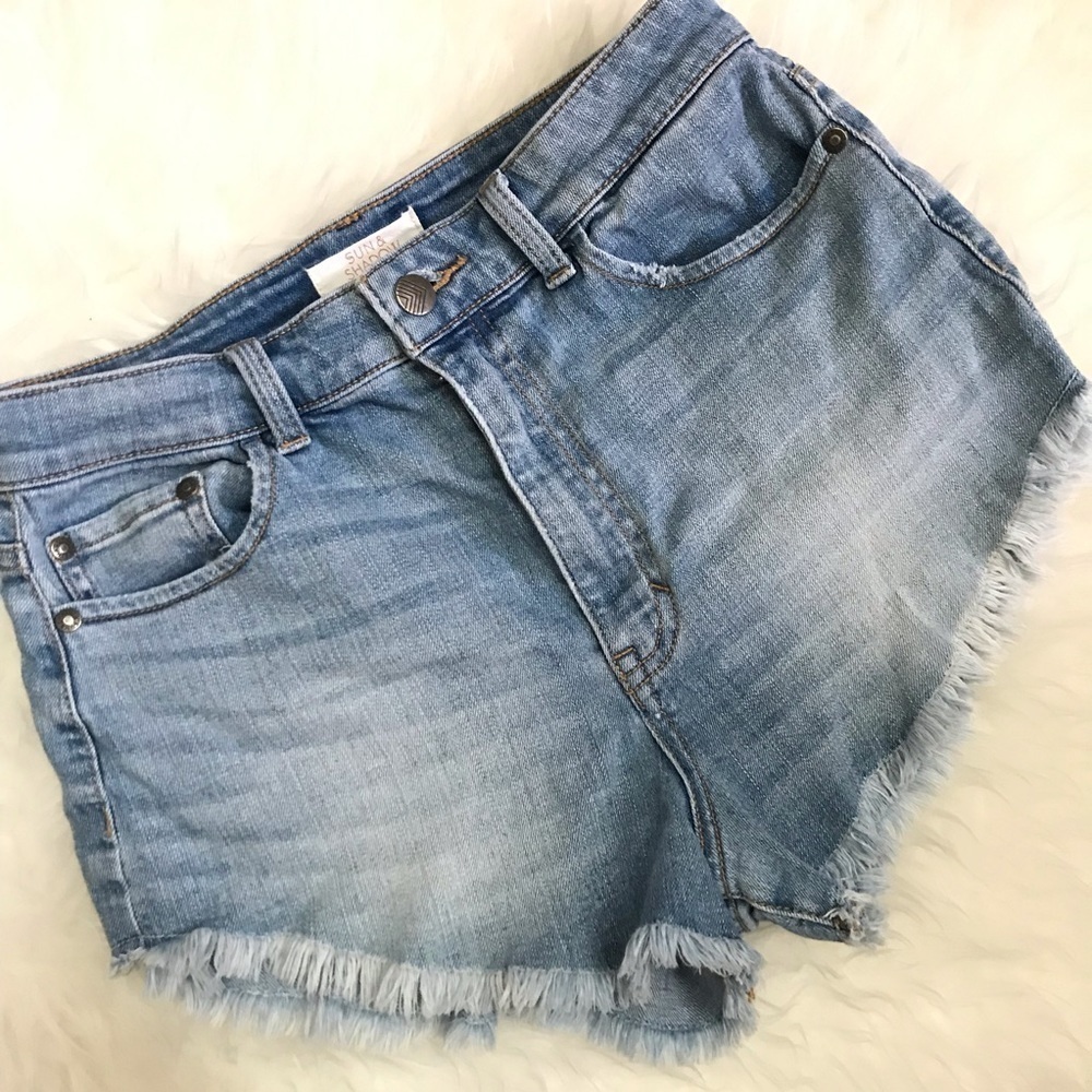 Sun and Shadow Fringe Cut Off Denim Shorts Sz 5